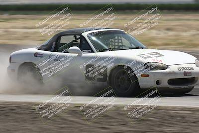 media/Jun-01-2024-CalClub SCCA (Sat) [[0aa0dc4a91]]/Group 3/Race/